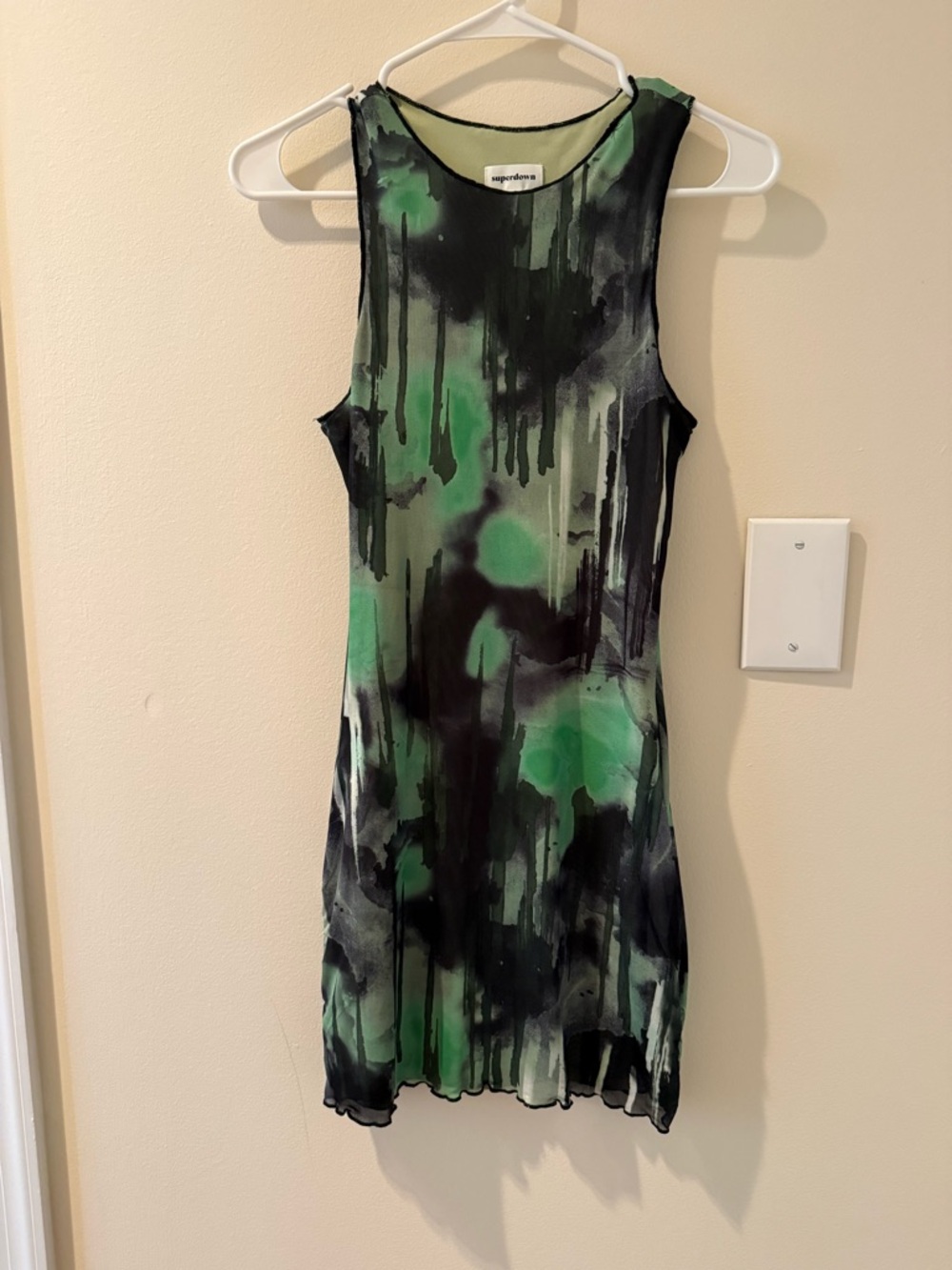 Superdown Green & Black Sleeveless Sheath Dress